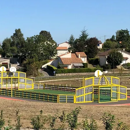 Espelette La Vallee Des Noyers * Lhommaize