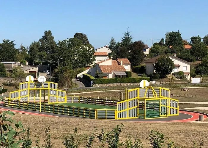 Espelette La Vallee Des Noyers * Lhommaize