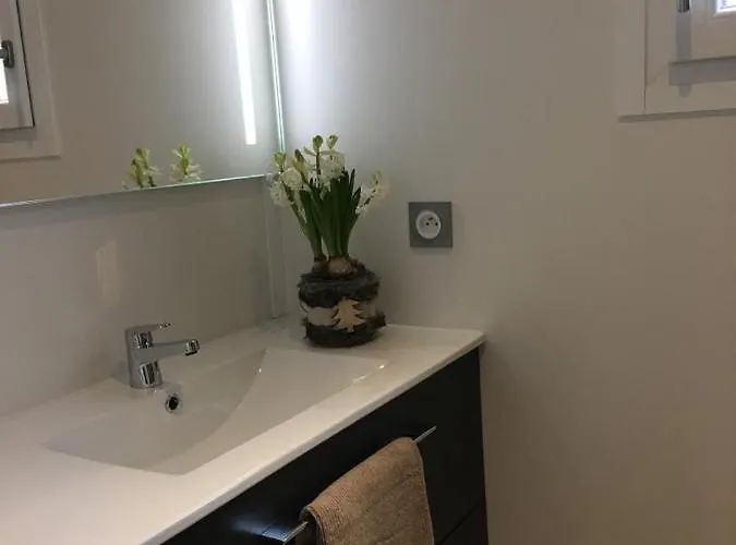 Espelette La Vallee Des Noyers *